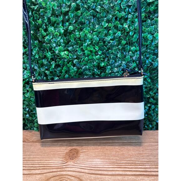 KATE SPADE NEW YORK PURSE - PENN VALLEY AMY CROSSBODY - Picture 5 of 9